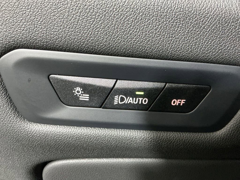 Certified 2026 BMW X5 xDrive40i w/ M Sport Package image 18