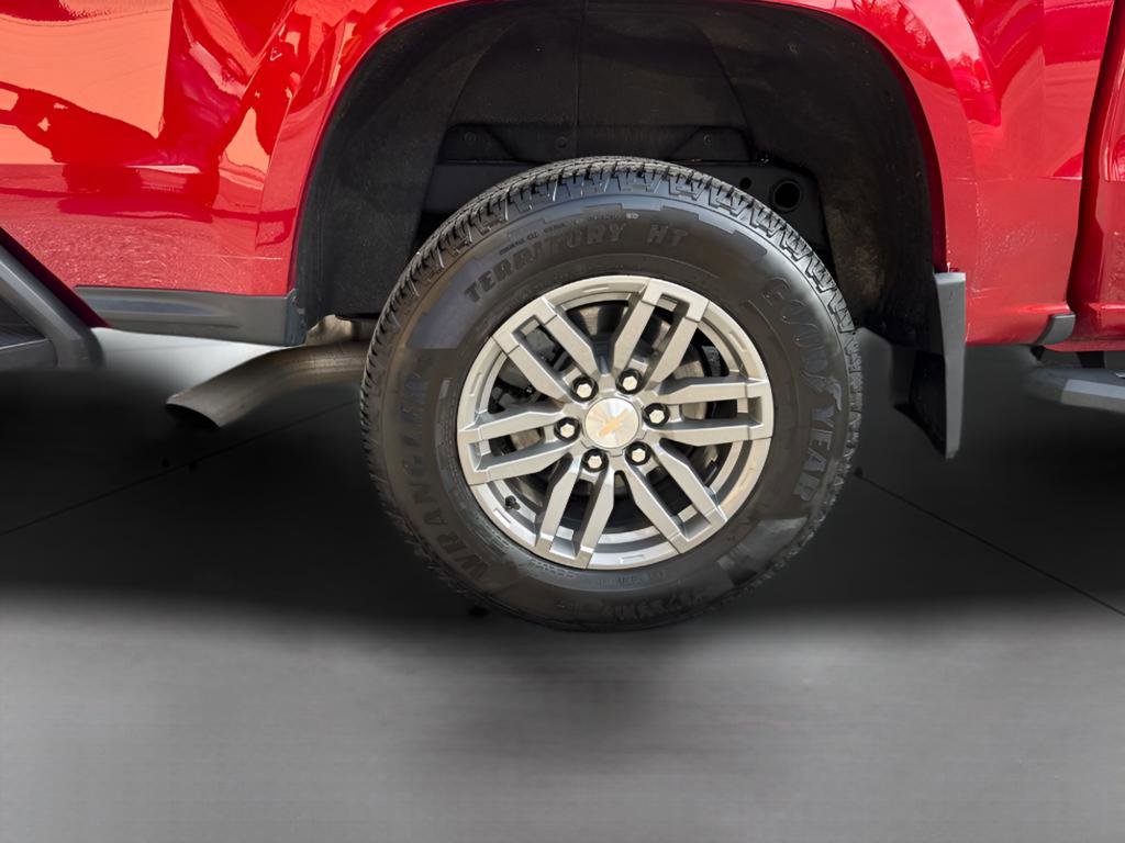 Used 2024 Chevrolet Colorado LT w/ LT Convenience Package image 17