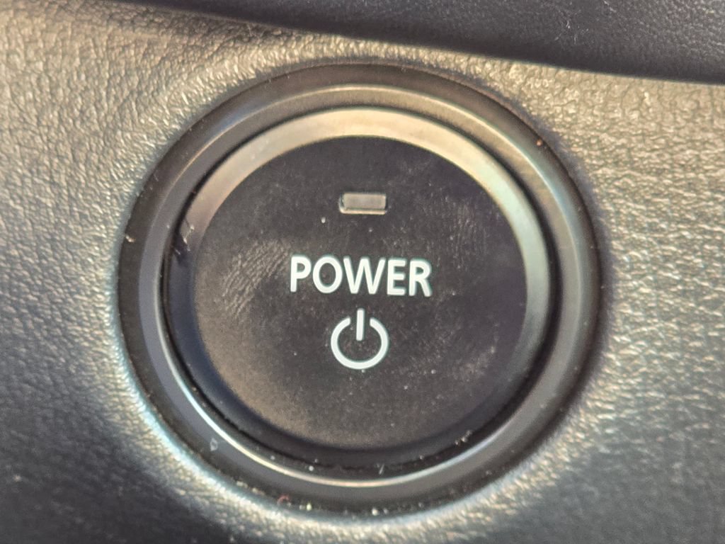 Used 2025 MAZDA CX-50 AWD 2.5 Hybrid w/ Premium Pkg image 34