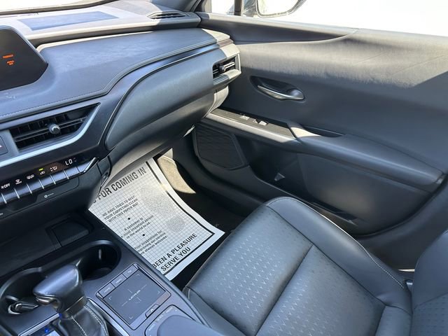 Used 2022 Lexus UX 200 w/ Accessory Package (Z1) image 28