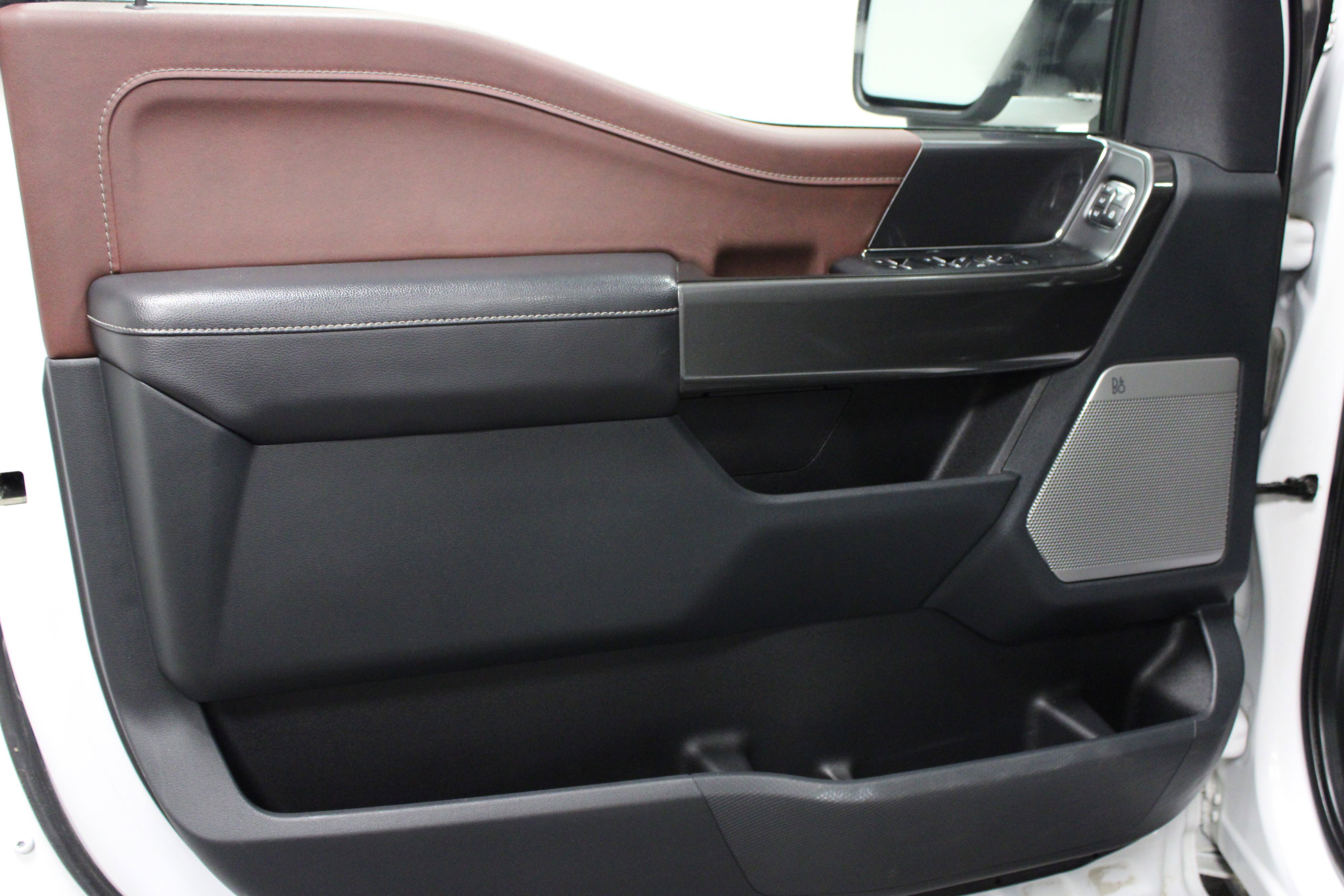 Used 2021 Ford F150 Lariat w/ Equipment Group 502A High image 11