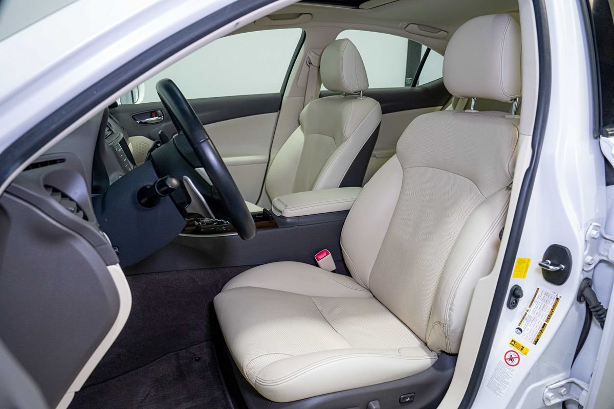 Used 2013 Lexus IS 250 w/ Premium Pkg Value Edition RWD image 8