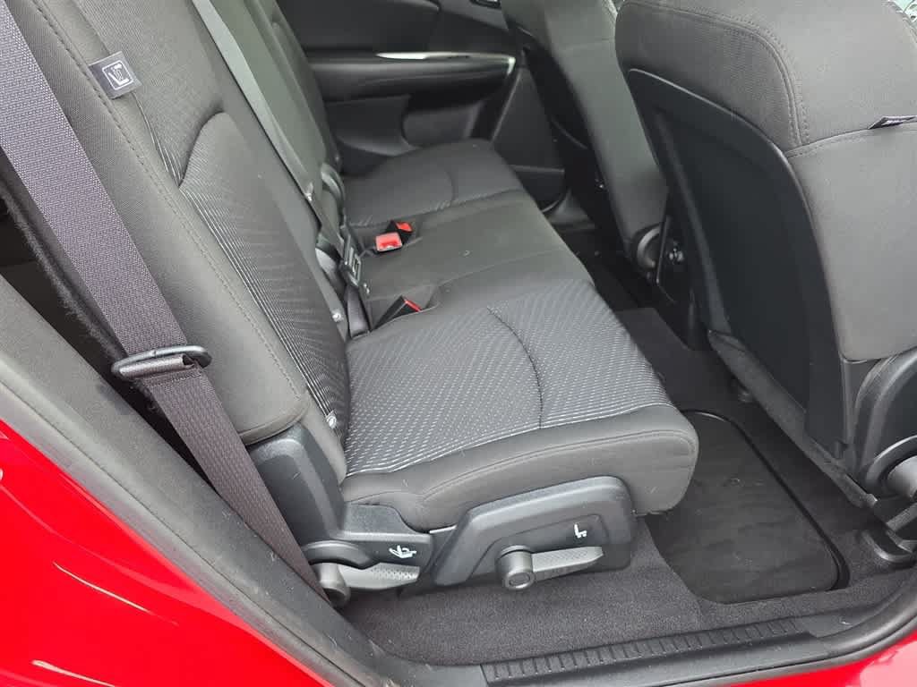 Used 2017 Dodge Journey SXT w/ Comfort/Convenience Group AWD/4WD image 12