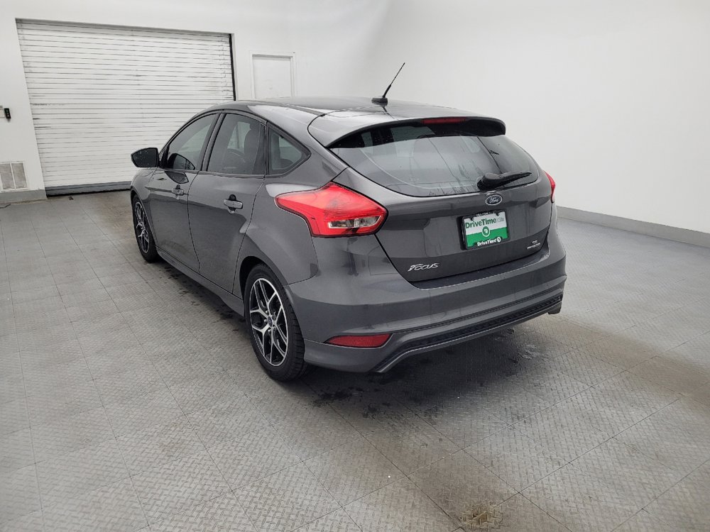 Used 2015 Ford Focus SE w/ SE Sport Package image 5