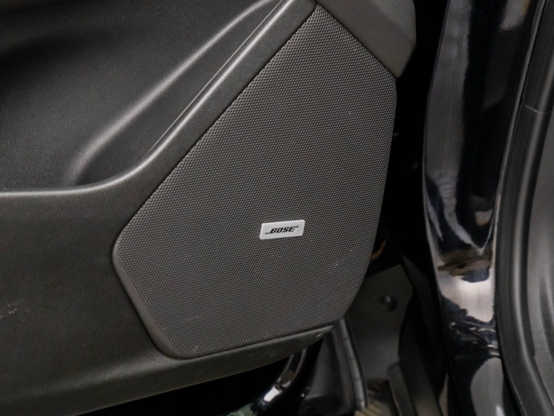 Certified 2024 Cadillac XT6 Premium Luxury w/ LPO, Floor Liner Package image 15