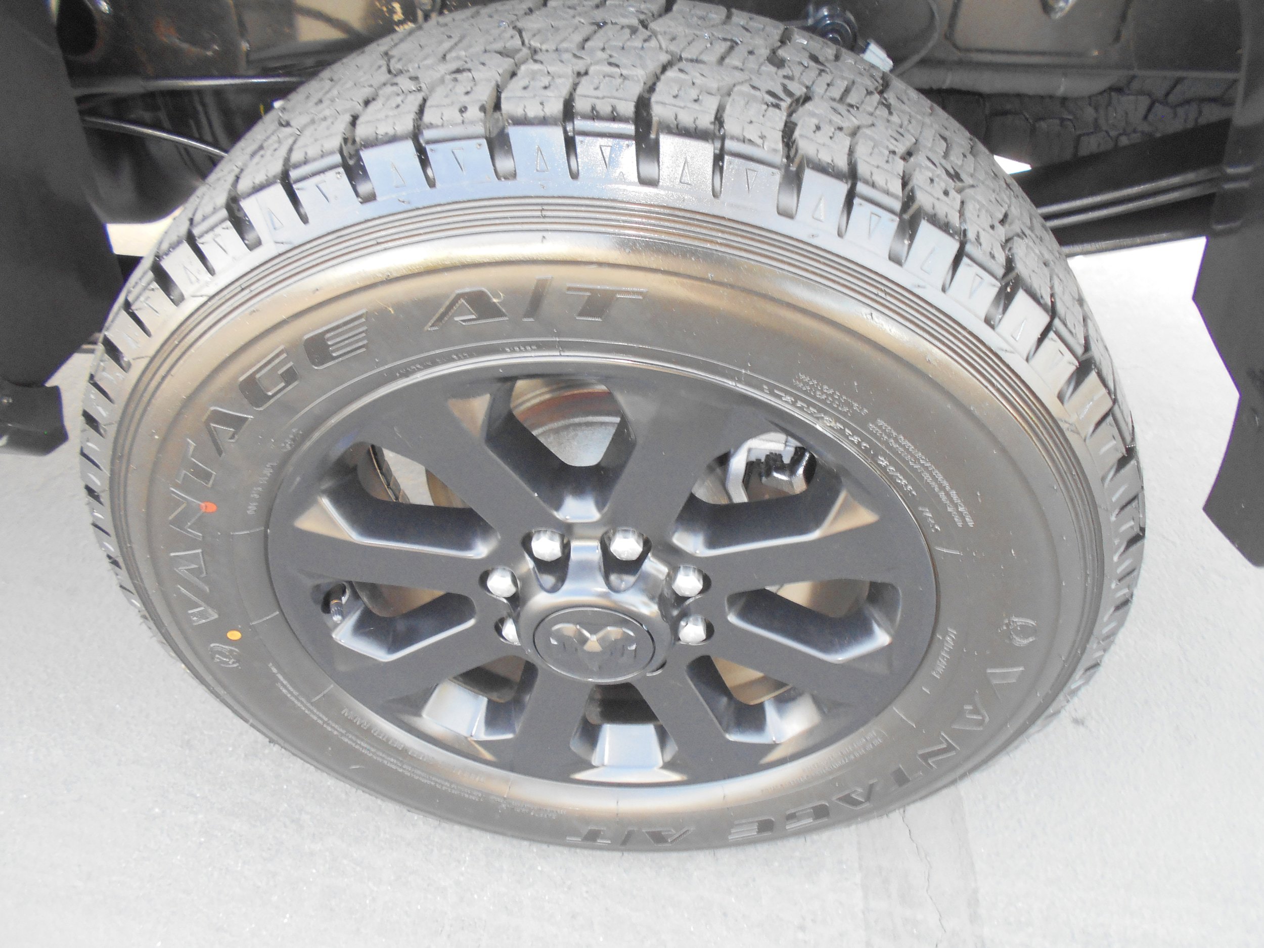 Used 2021 RAM 3500 Laramie AWD/4WD image 11
