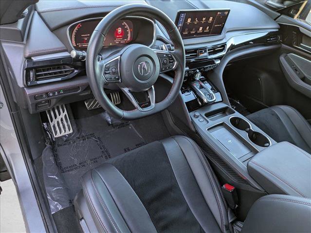 Used 2025 Acura MDX A-Spec image 10