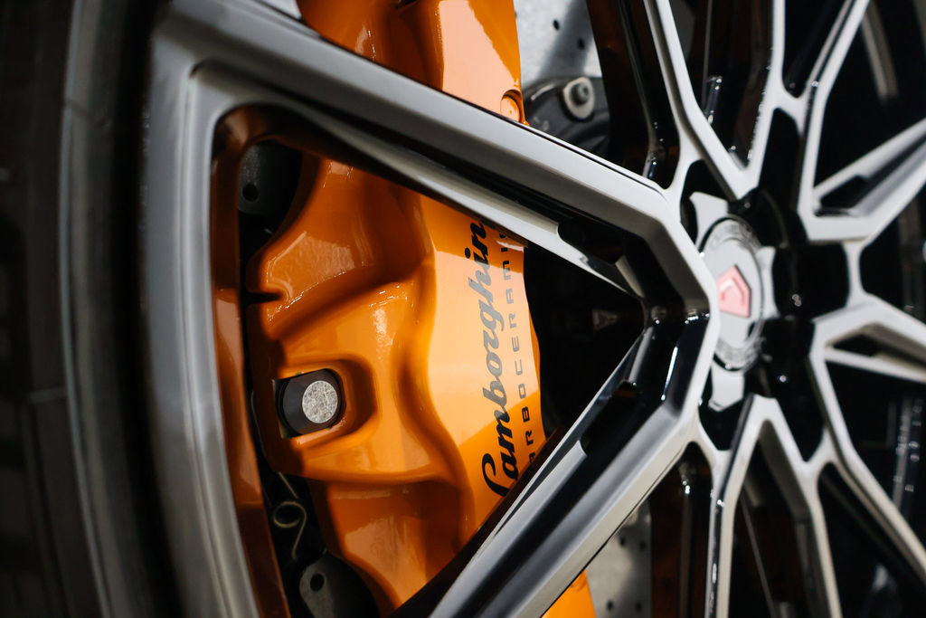 Used 2024 Lamborghini Huracan EVO image 98