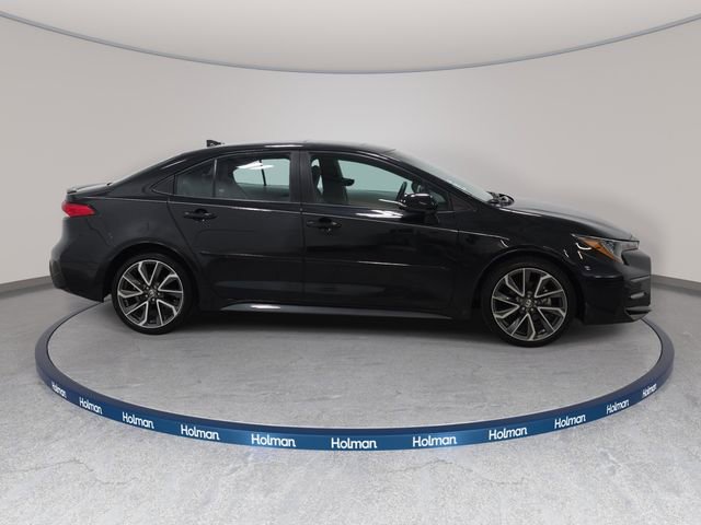 Certified 2021 Toyota Corolla SE w/ SE Premium Package FWD image 4