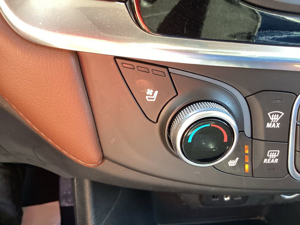 Used 2018 Chevrolet Traverse High Country image 52