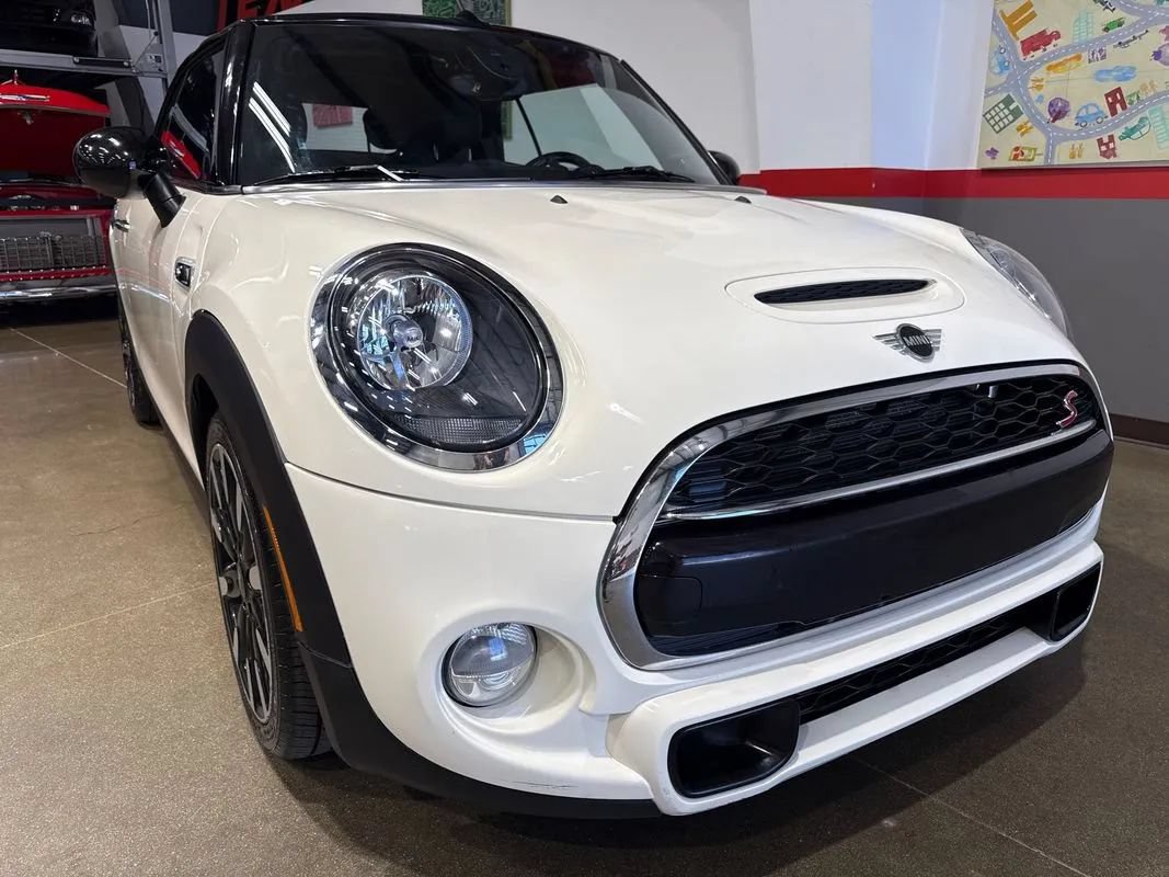 Used 2019 MINI Cooper S w/ Signature Upholstery Package FWD image 42
