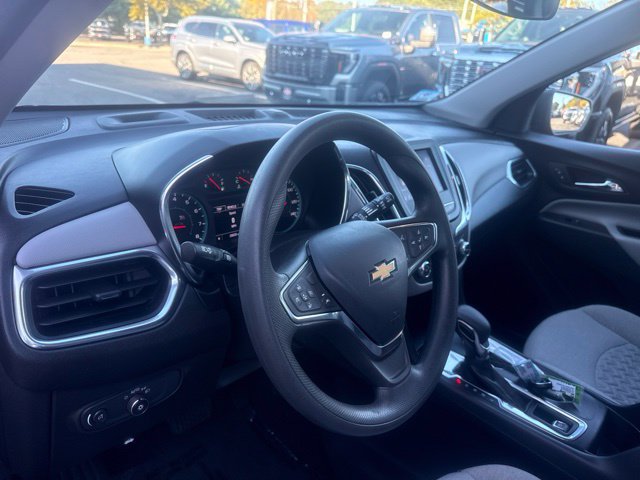 Used 2024 Chevrolet Equinox LS w/ Driver Confidence II Package AWD/4WD image 12