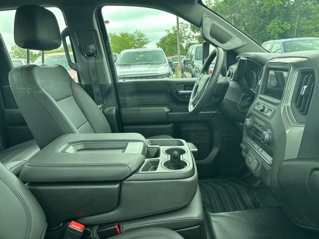 Used 2025 Chevrolet Silverado 2500 W/T w/ Snow Plow Prep/Camper Package AWD/4WD image 8