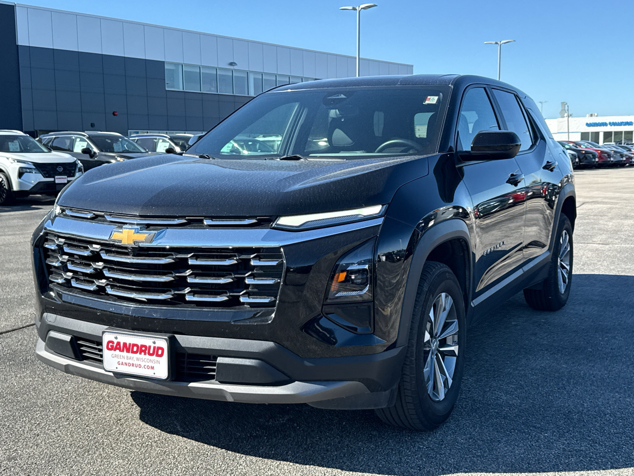 Certified 2026 Chevrolet Equinox LT w/ Convenience Package II AWD/4WD image 2