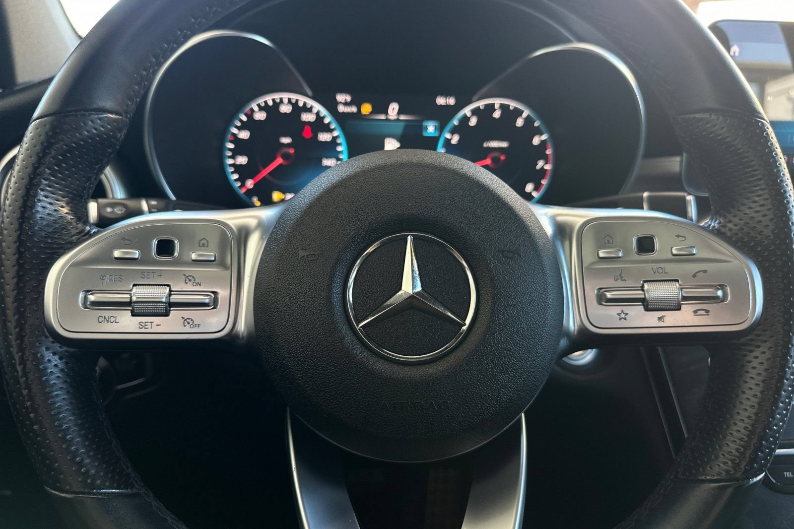 Used 2021 Mercedes-Benz GLC 300 4MATIC Coupe image 22