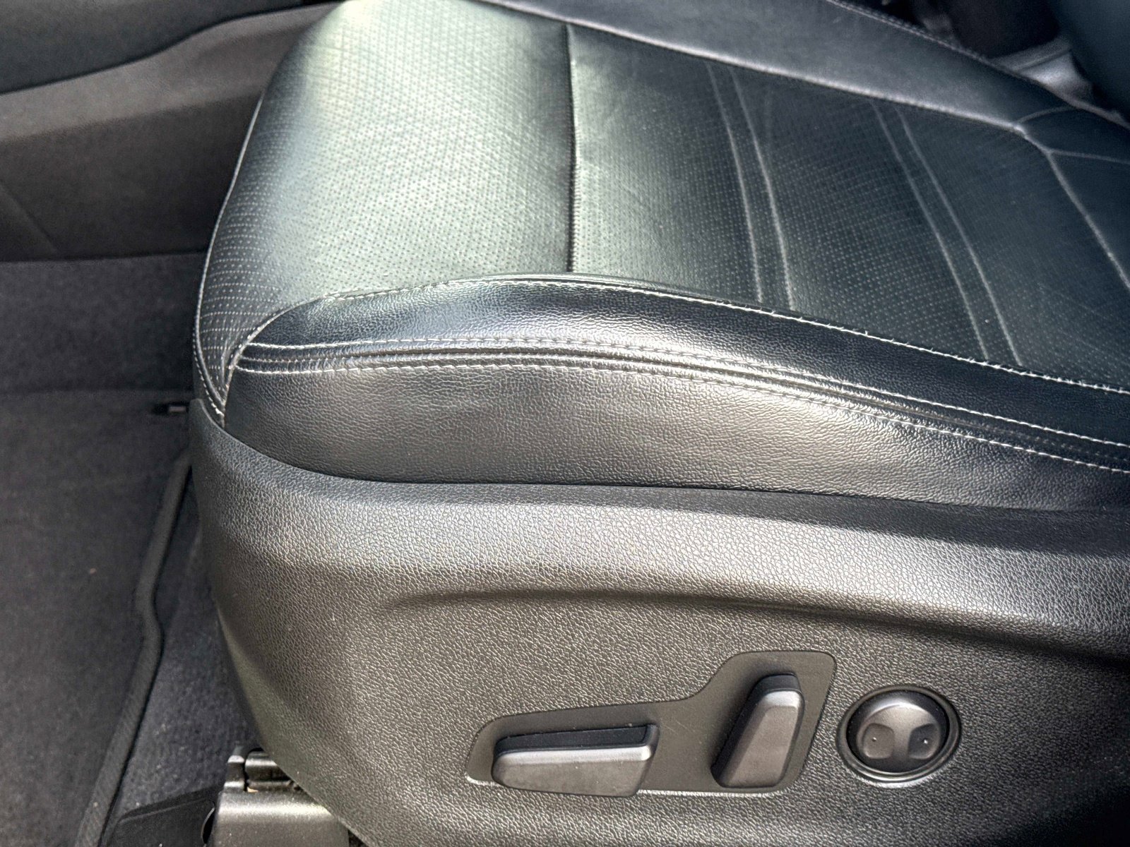 Used 2019 Kia Sorento EX image 23