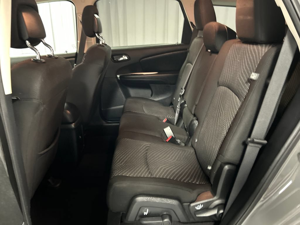 Used 2020 Dodge Journey SE w/ Blacktop Package FWD image 22