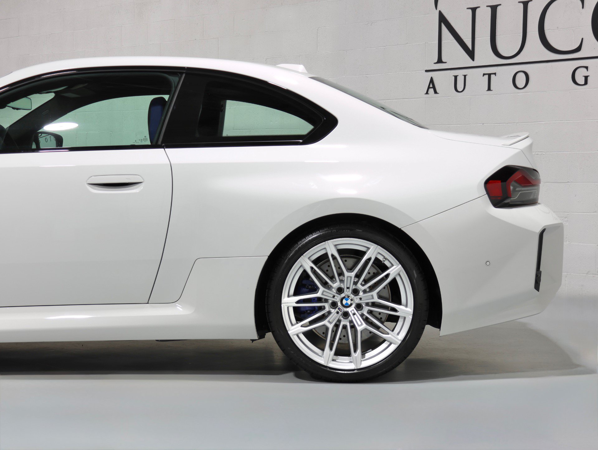 Used 2026 BMW M2 w/ Lighting Package RWD image 37