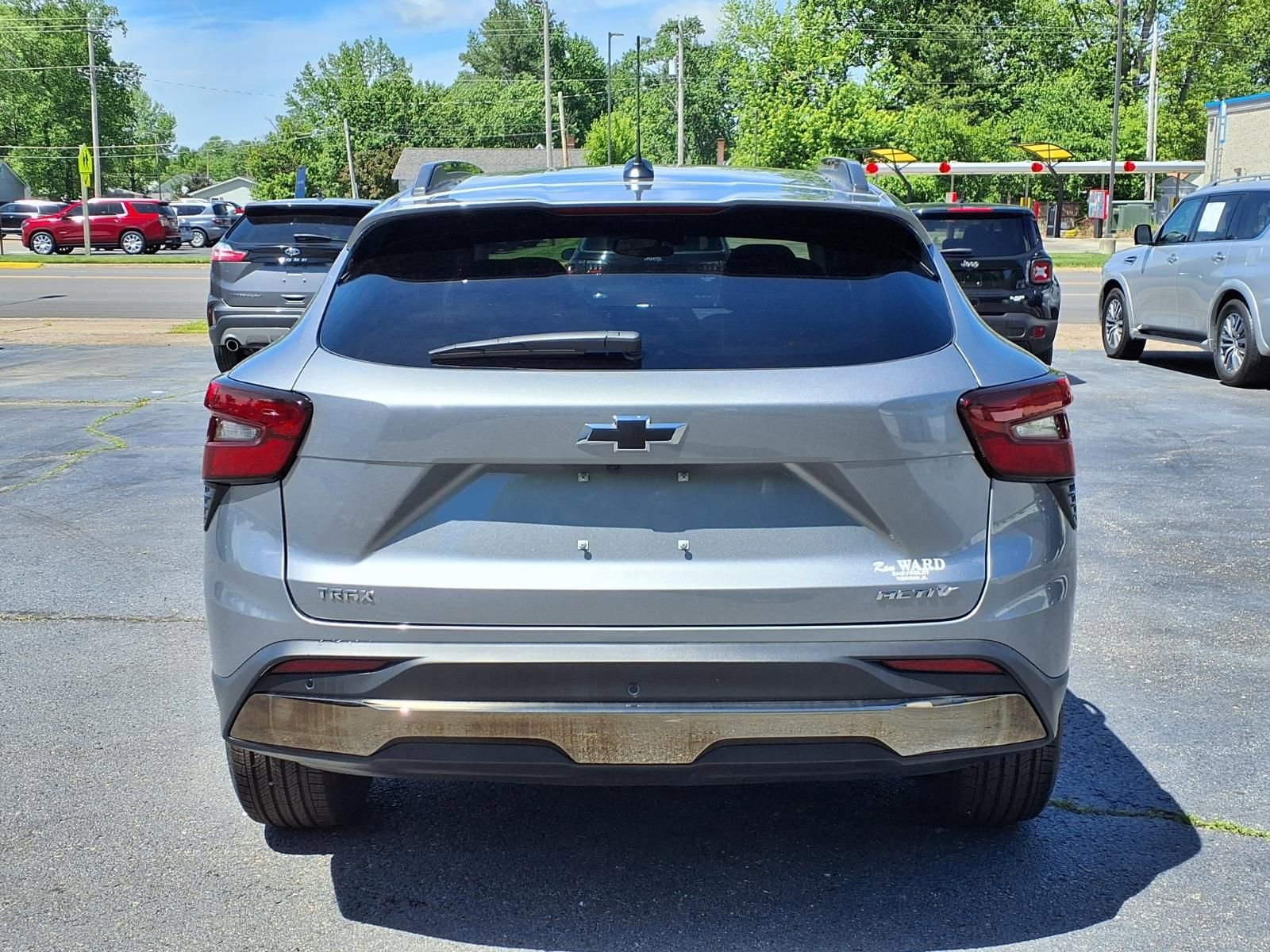 New 2026 Chevrolet Trax ACTIV w/ Driver Confidence Package FWD image 24