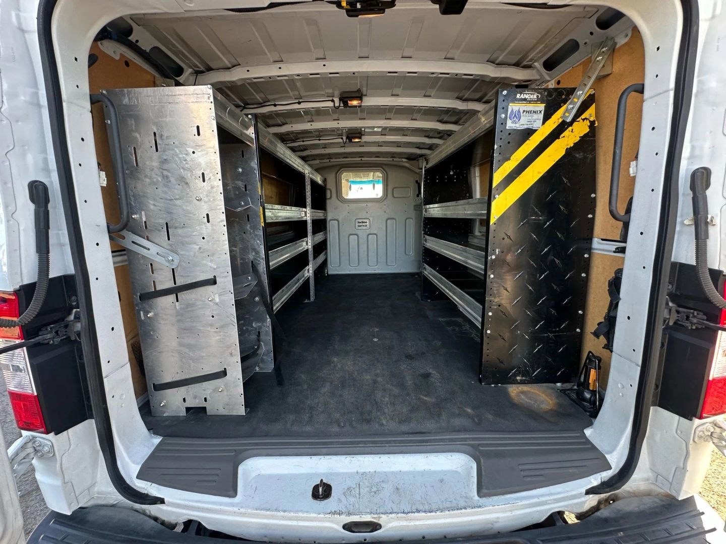 Used 2021 Nissan NV 3500 SV image 20