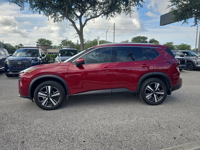 Certified 2024 Nissan Rogue SL FWD image 3