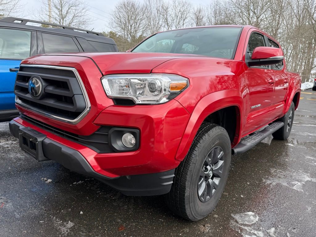 Used 2023 Toyota Tacoma SR5 w/ Technology Package image 5