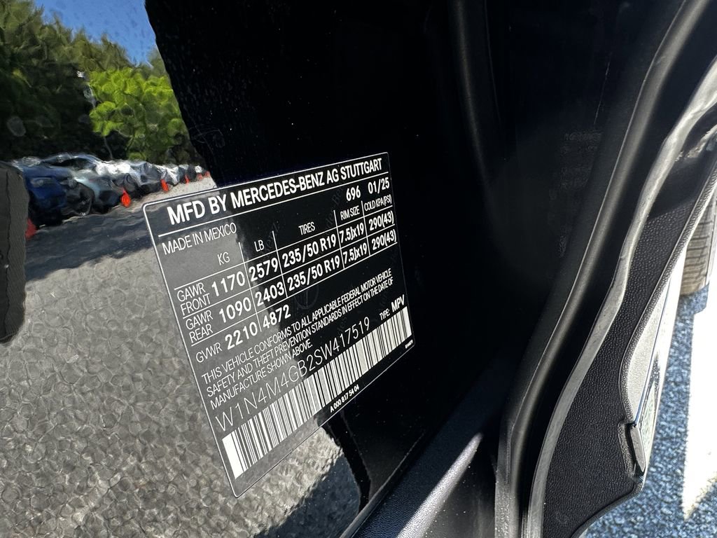 Certified 2025 Mercedes-Benz GLB 250 4MATIC image 35