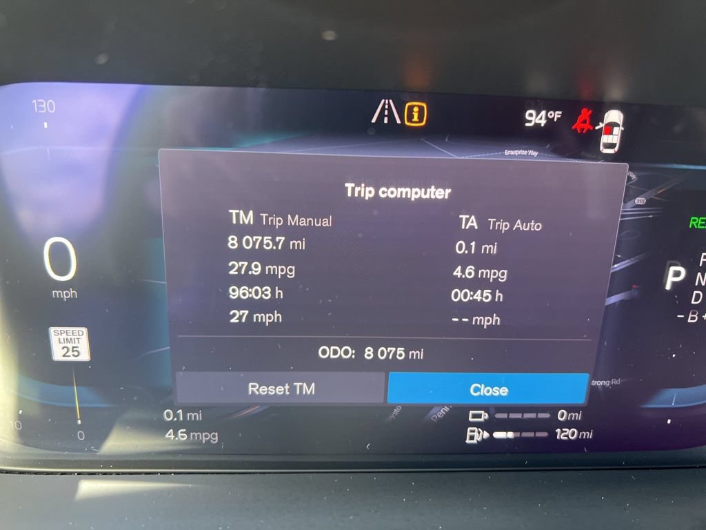 Certified 2024 Volvo XC60 T8 Ultimate w/ Climate Package AWD/4WD image 20