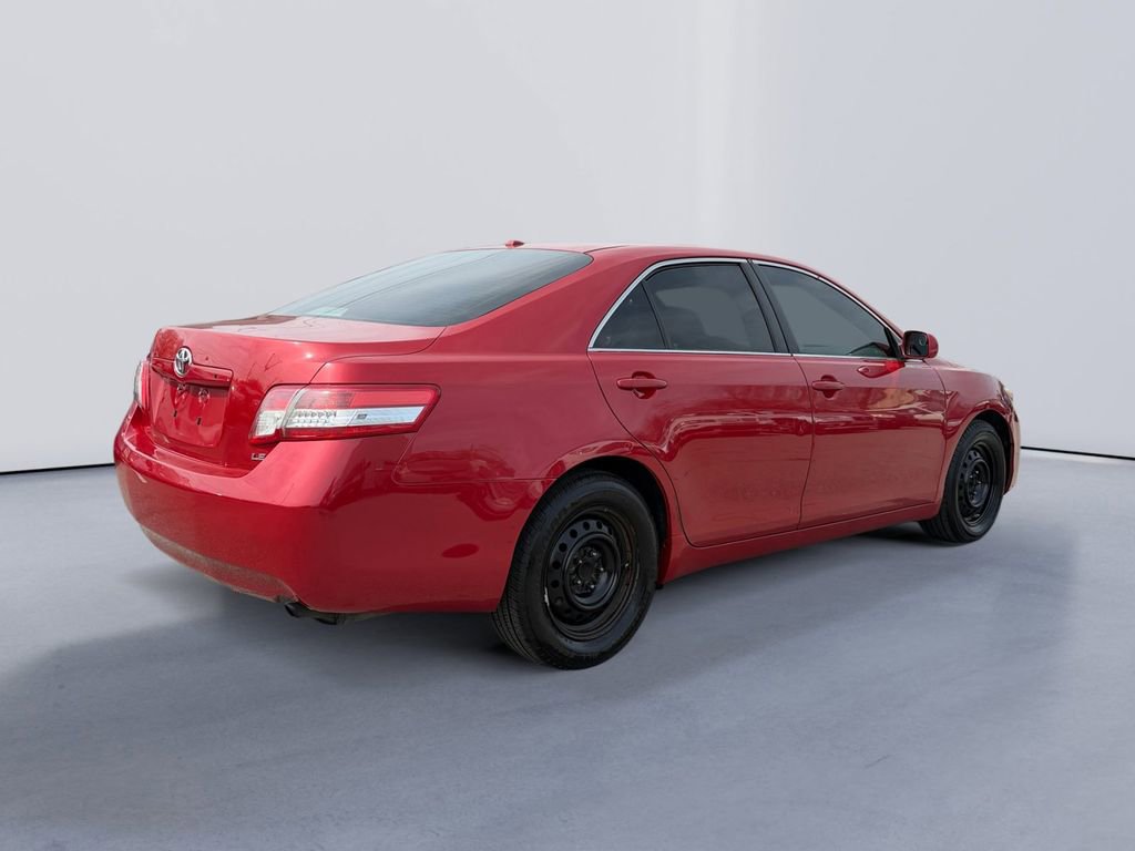Used 2010 Toyota Camry image 3