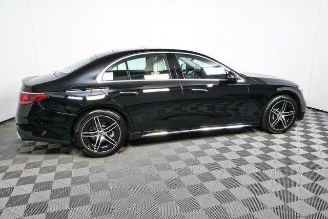 Used 2025 Mercedes-Benz E 350 Sedan image 32