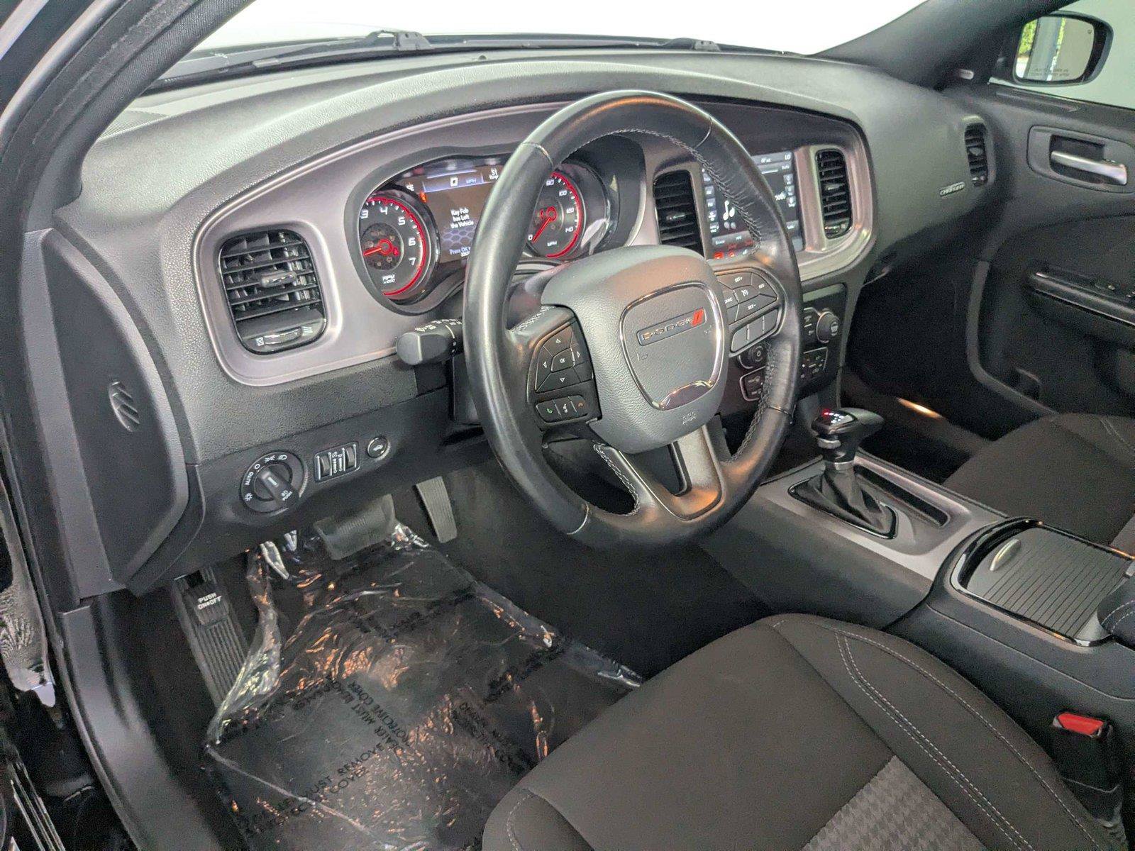 Used 2023 Dodge Charger SXT w/ Blacktop Package AWD/4WD image 11
