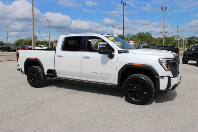 Used 2024 GMC Sierra 2500 Denali Ultimate image 16