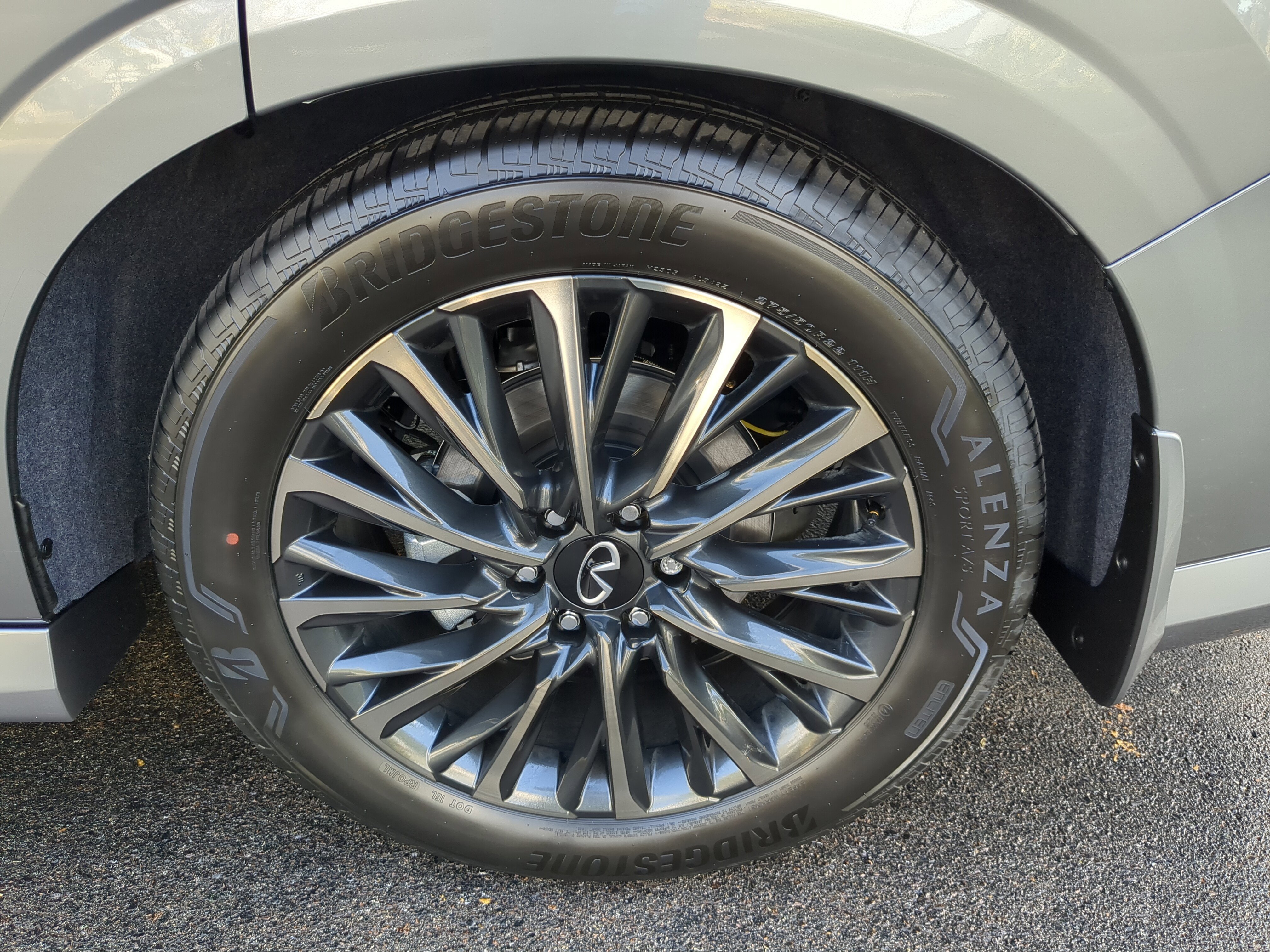 New 2026 INFINITI QX80 Autograph w/ Premium Cargo Package image 34