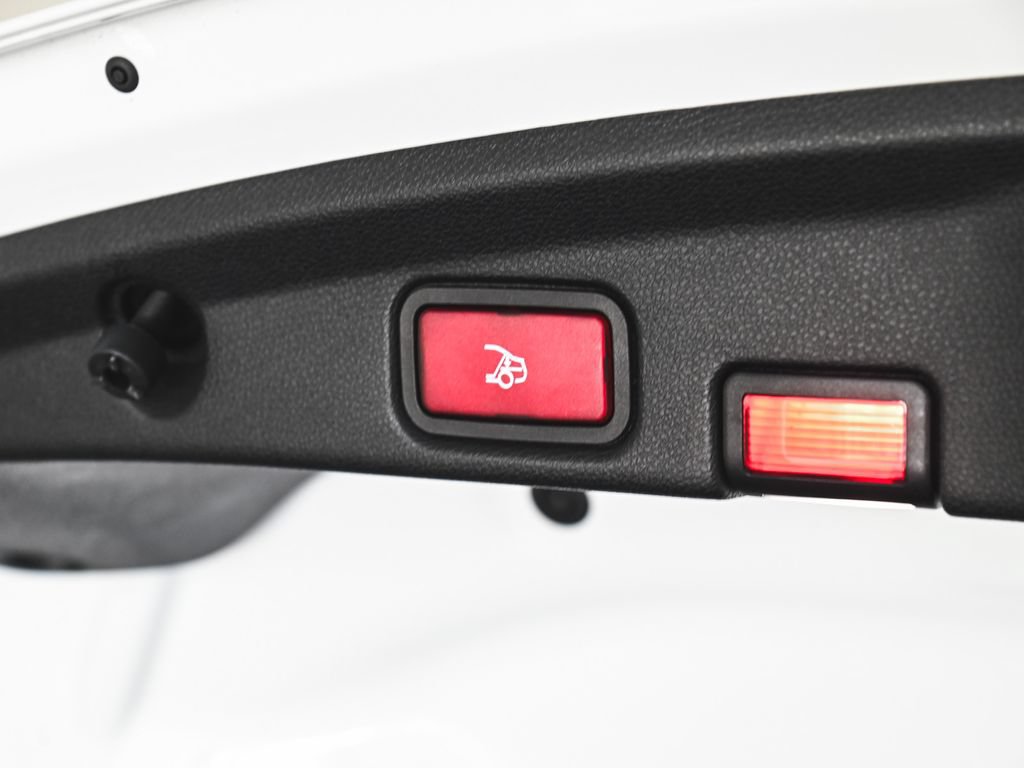 Used 2021 Mercedes-Benz E 53 AMG 4MATIC Cabriolet image 38