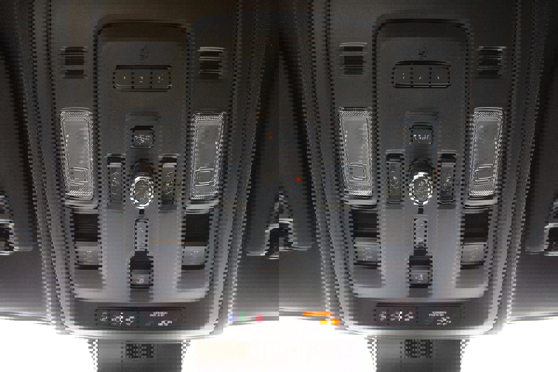 Used 2023 Chevrolet Suburban High Country AWD/4WD image 21