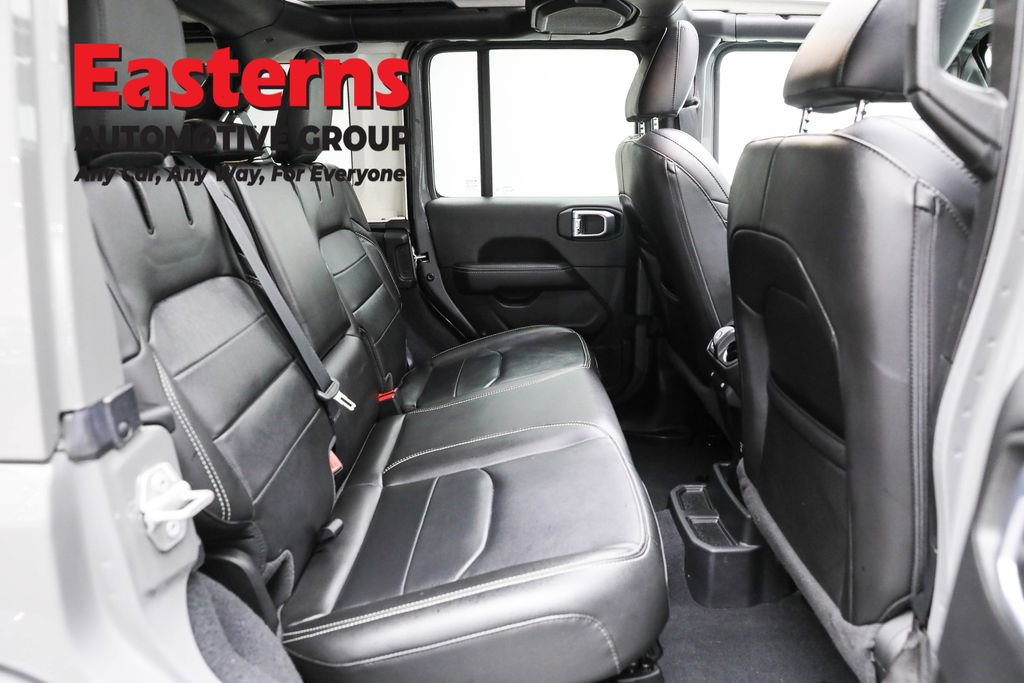 Used 2021 Jeep Wrangler Unlimited Sahara w/ Cold Weather Group image 27