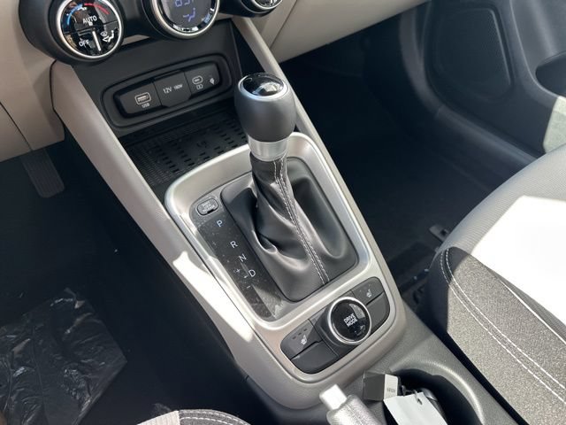 New 2026 Hyundai Venue SEL FWD image 27