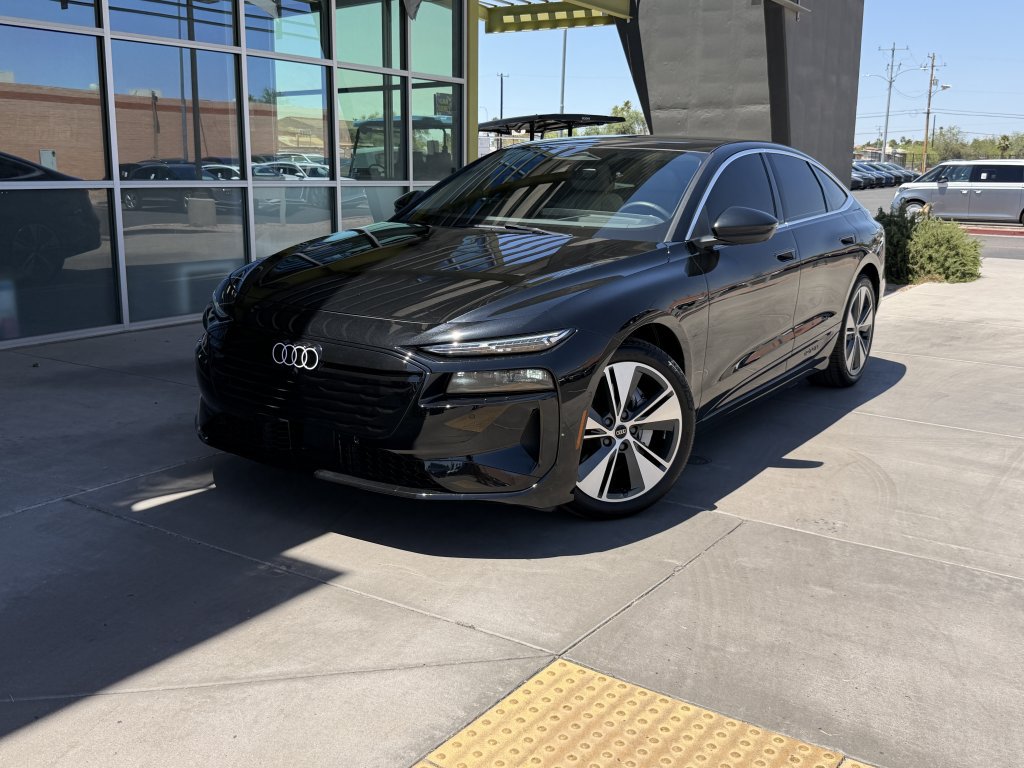 Used 2025 Audi A6 e-tron Premium Plus w/ Premium Plus RWD image 2
