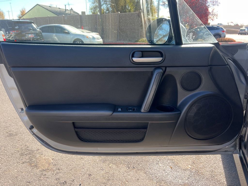 Used 2014 MAZDA MX-5 Miata Sport image 9