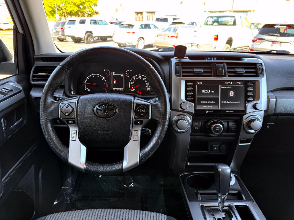 Used 2022 Toyota 4Runner SR5 AWD/4WD image 26