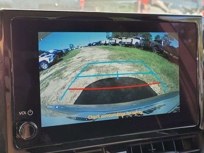 Used 2025 Toyota Corolla LE image 14