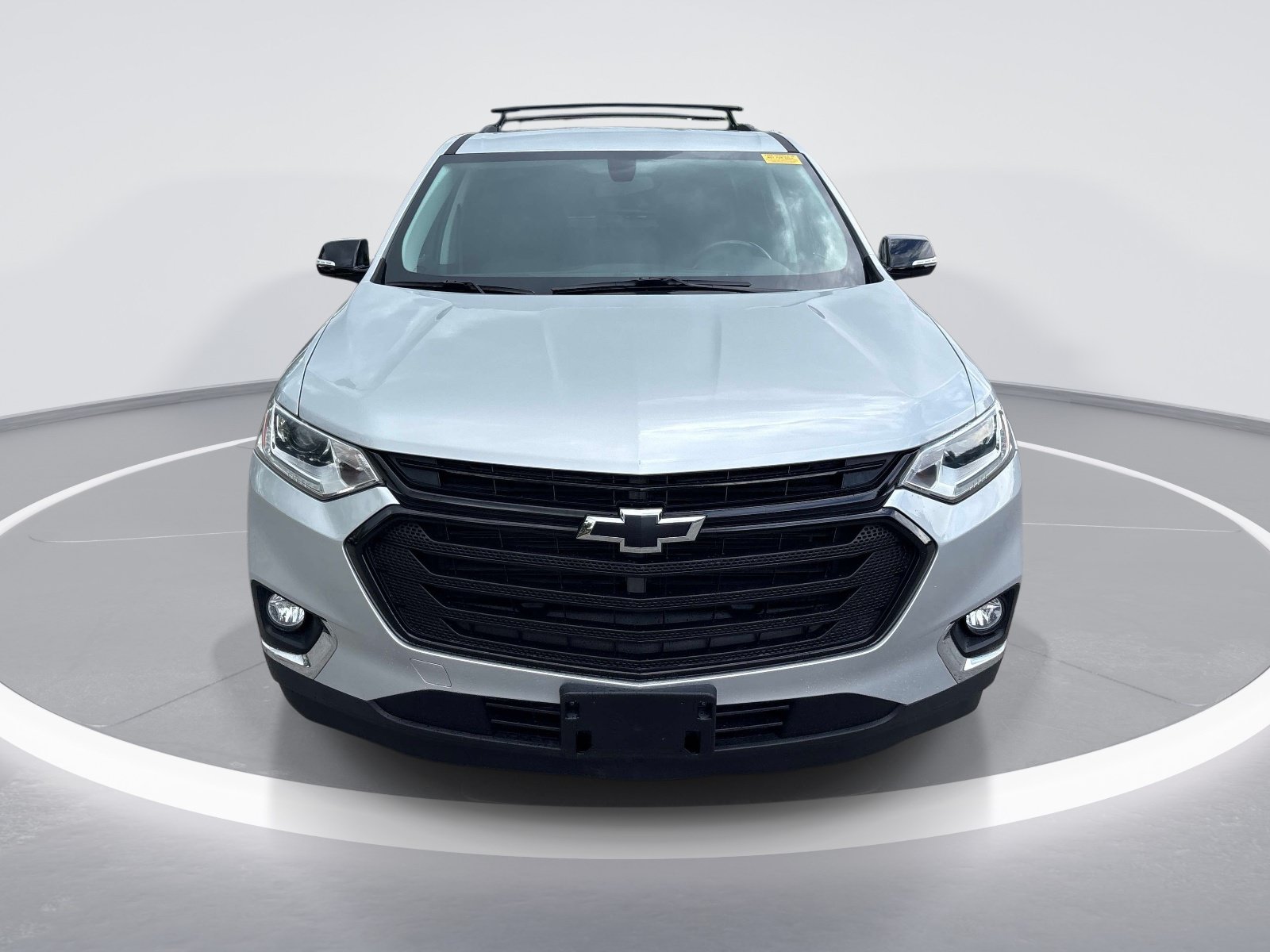 Used 2019 Chevrolet Traverse LT w/ LPO, Blackout Package AWD/4WD image 2