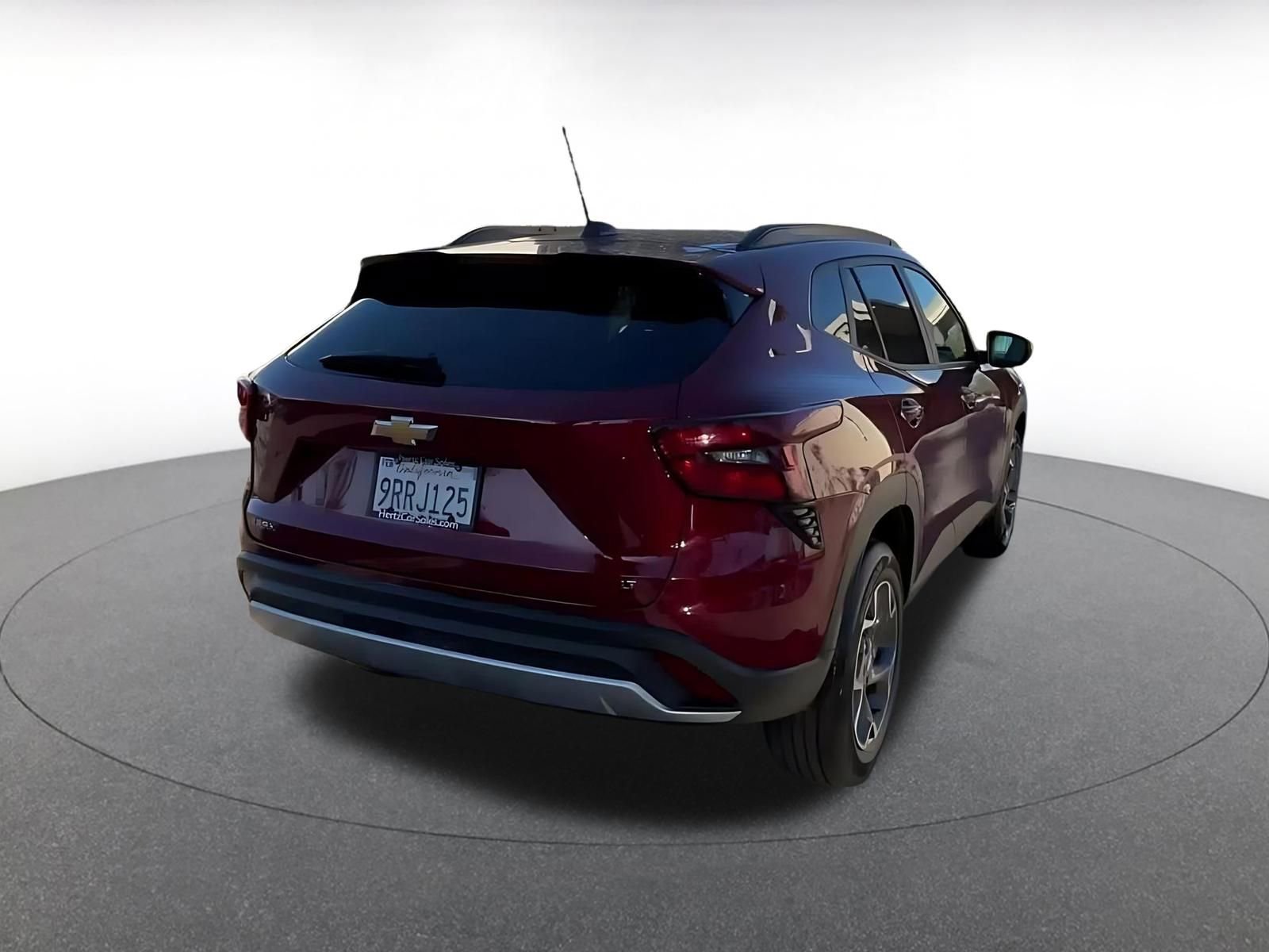 Used 2025 Chevrolet Trax LT image 14