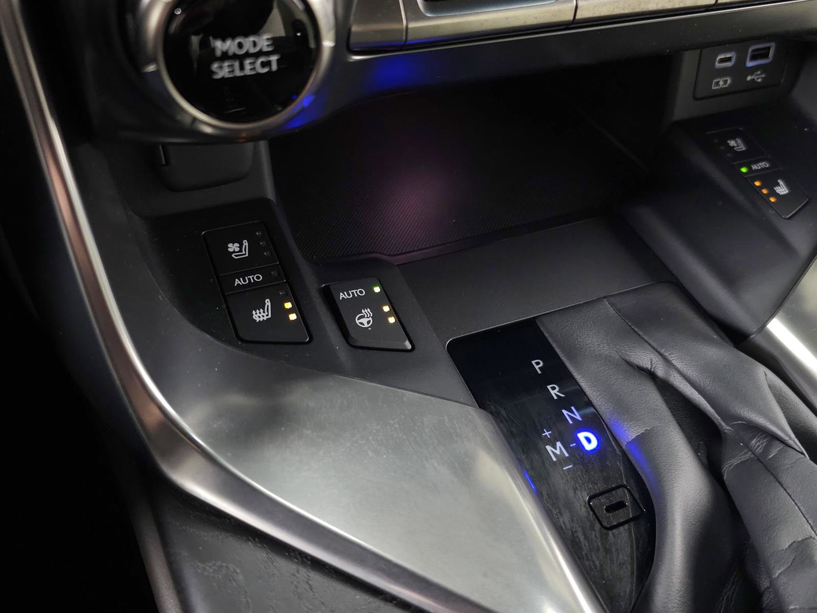 Certified 2024 Lexus LX 600 4WD w/ Appearance Package image 34