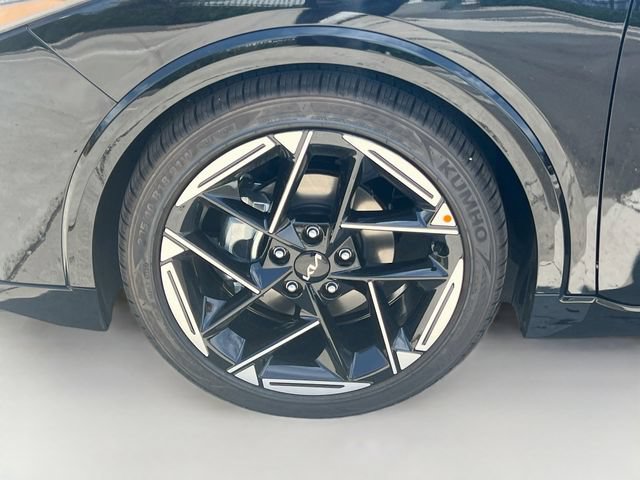 New 2026 Kia K4 GT-Line w/ GT-Line Premium Package FWD image 32