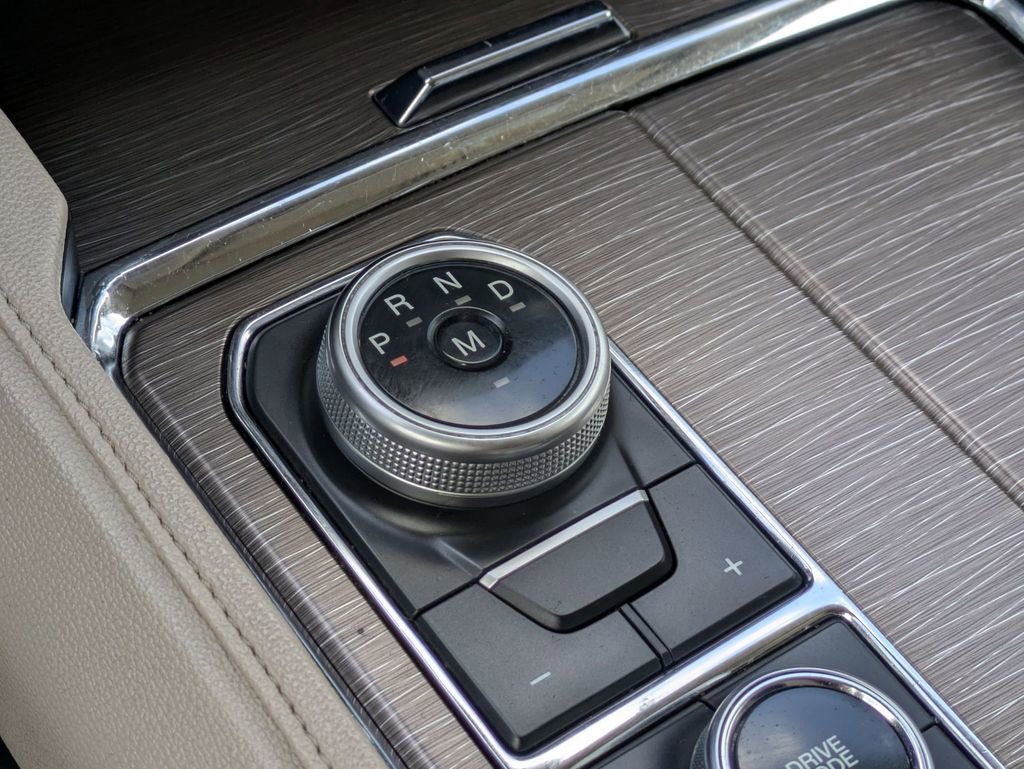 Used 2024 Ford Expedition Limited AWD/4WD image 18