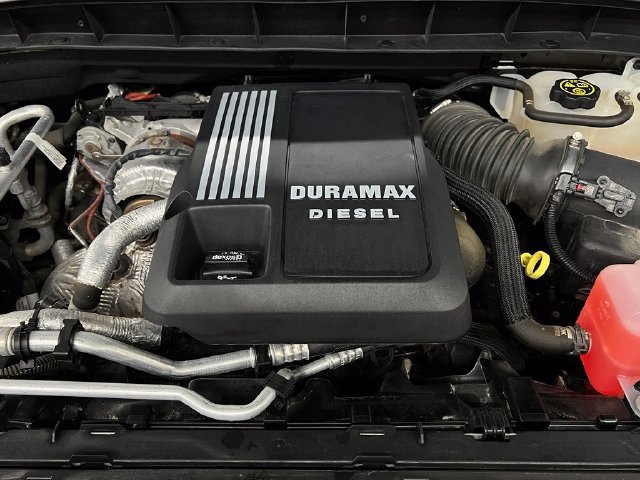 Used 2023 GMC Sierra 1500 AT4 w/ AT4 Preferred Package AWD/4WD image 11
