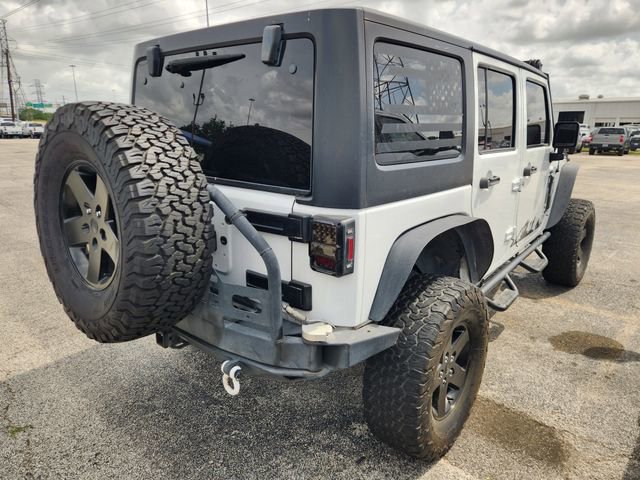 Used 2017 Jeep Wrangler Unlimited Rubicon image 5