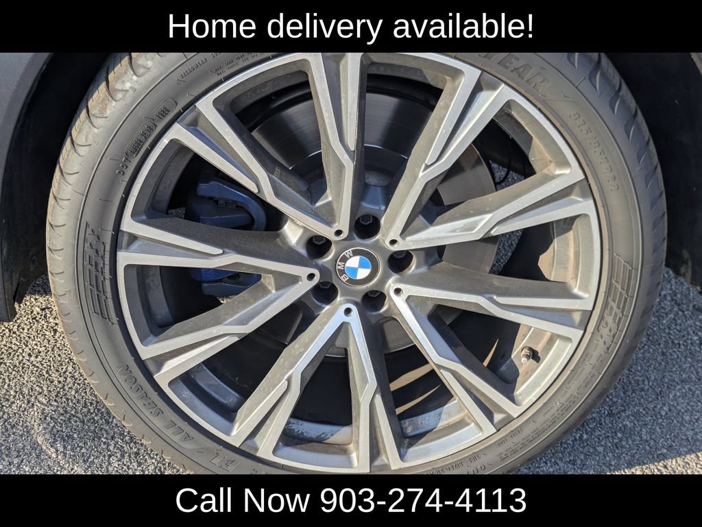 Used 2020 BMW X7 M50i w/ Executive Package AWD/4WD image 12