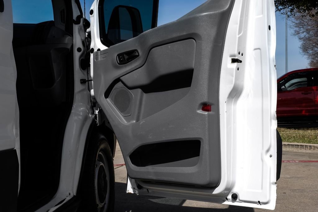 Used 2017 Ford Transit 350 XL image 40